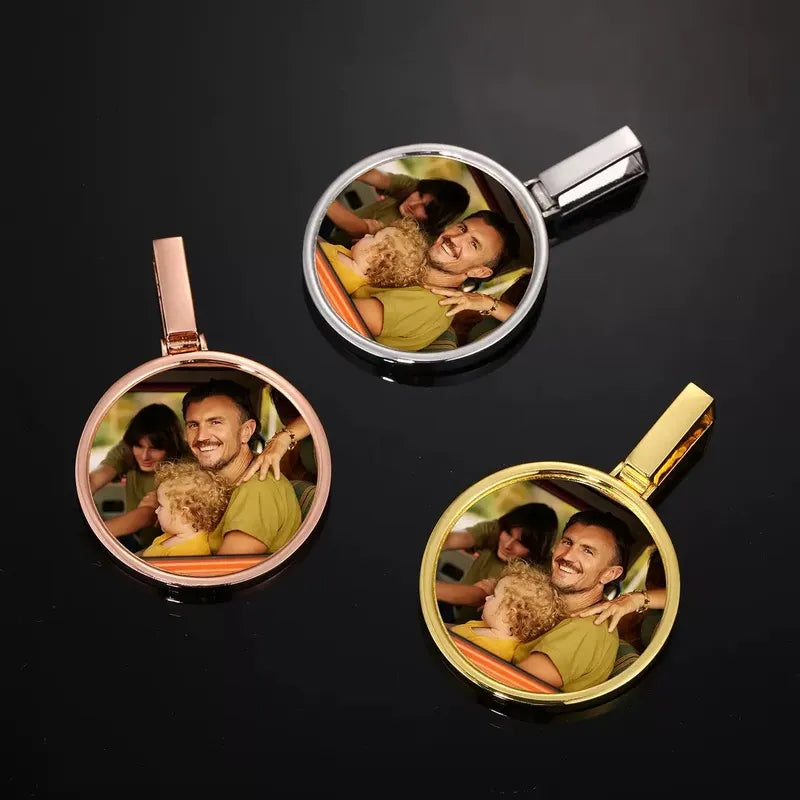 18k Gold Custom Photo Polished Round Pendant - 45mm