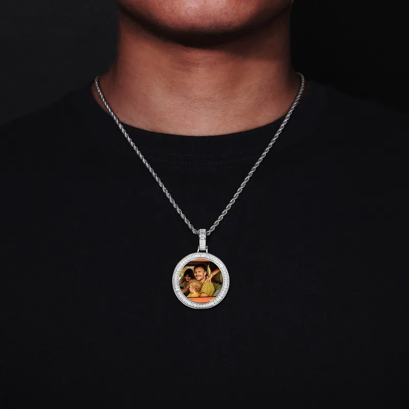 T-square Micro-inlaid Customized Photo Round Pendant in 18k Gold - 38mm