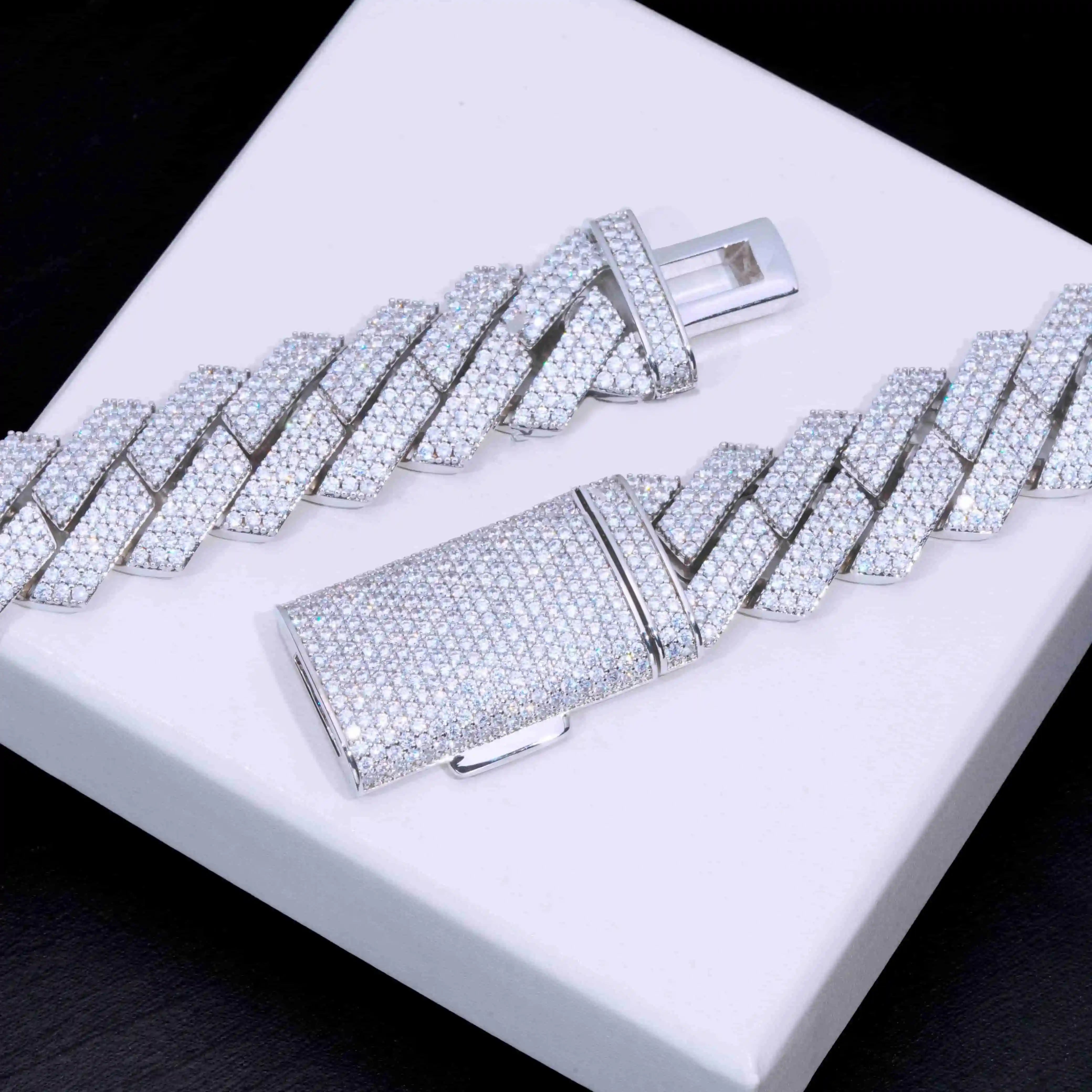 20mm Extended Clasp Prong Cuban Chain - TONGSHOP