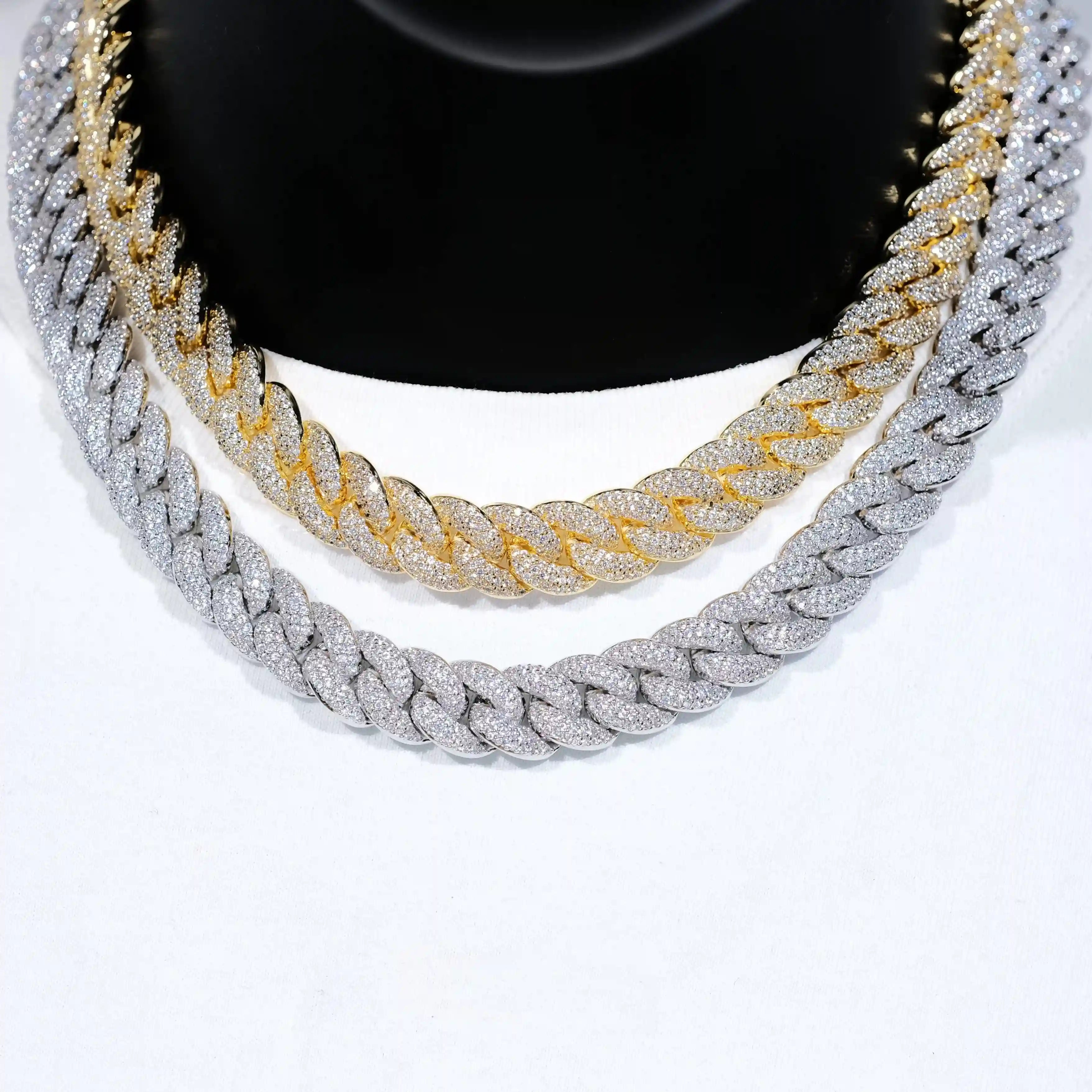 Our new 3-Row Bubble Iced Cuban Chain - 14mm features flawless VVS simulated diamonds, handcrafted with a perfect clarity and optimal price. Comes with a stylish clasp and includes a chain, dust bag, gift box, jewelry cloth, and warranty card.
