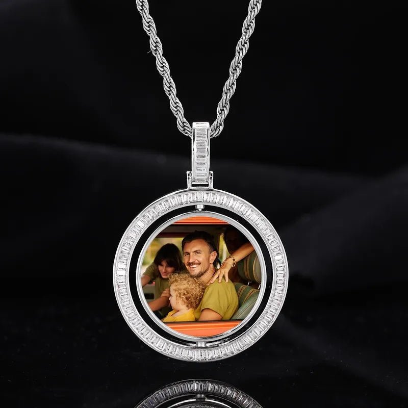 3D Double-Sided Rotated T-Shaped Diamond Round Pendant - 42mm - TONGSHOP /Length:18