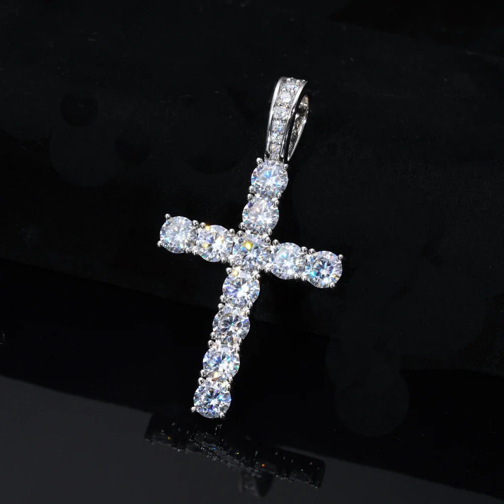 VVS Moissanite Cross In White Gold - 4.51 Carat - TONGSHOP / Length:16 / Length:18