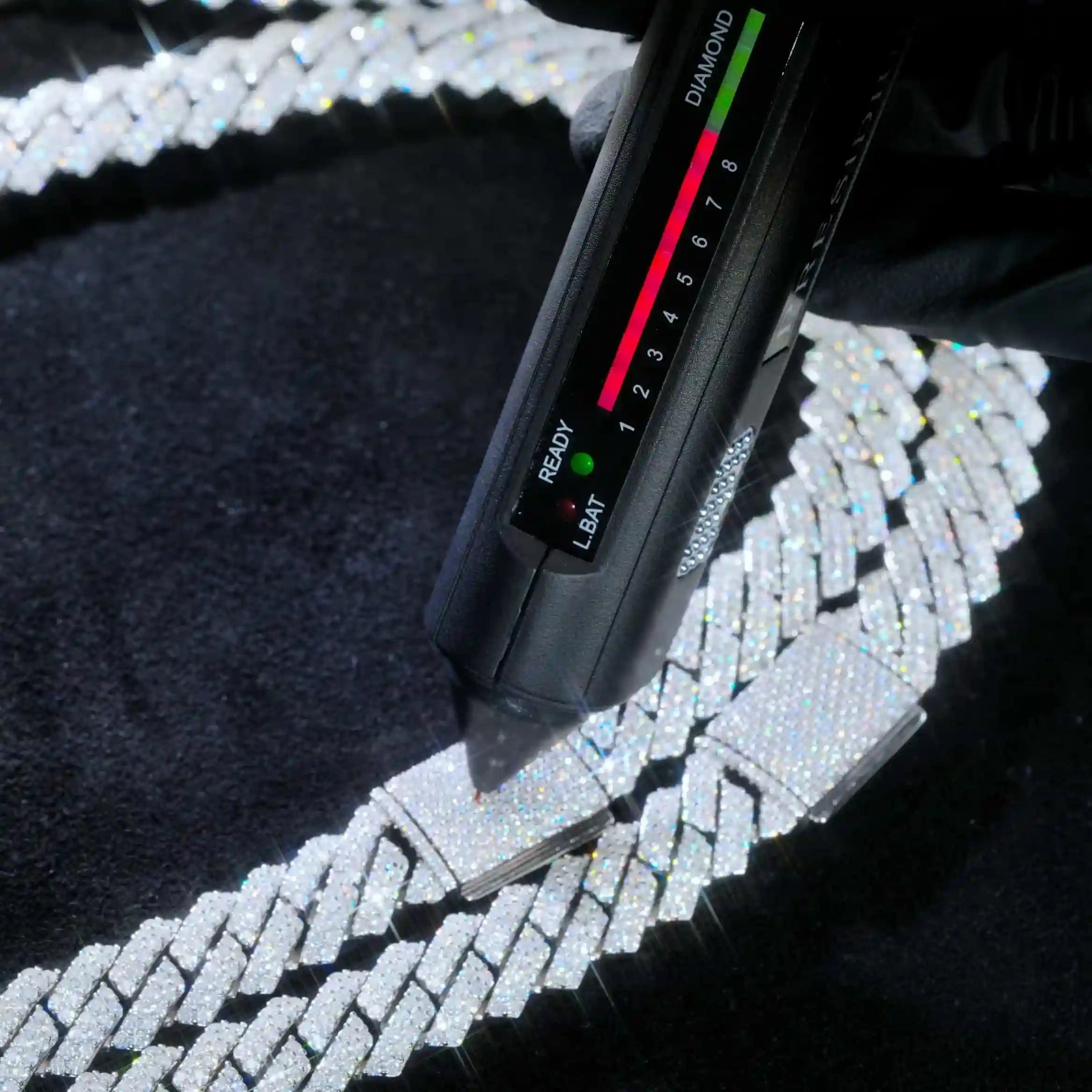 925S & VVS Moissanite 12MM Prong Cuban Link Chain - TONGSHOP