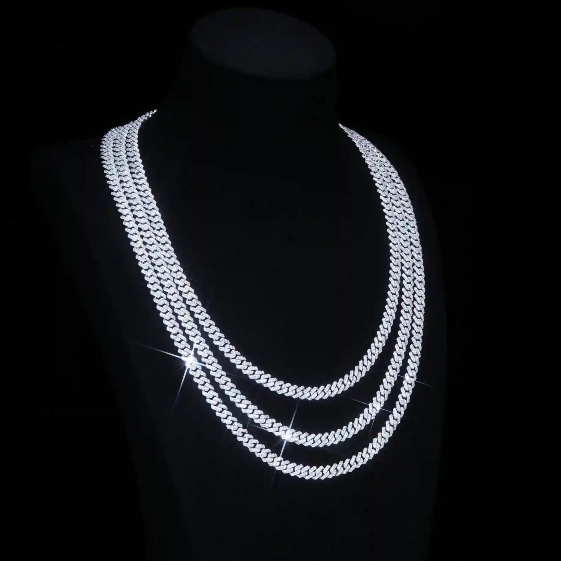 925S & VVS Moissanite 6.5MM Prong Cuban Link Chain - TONGSHOP