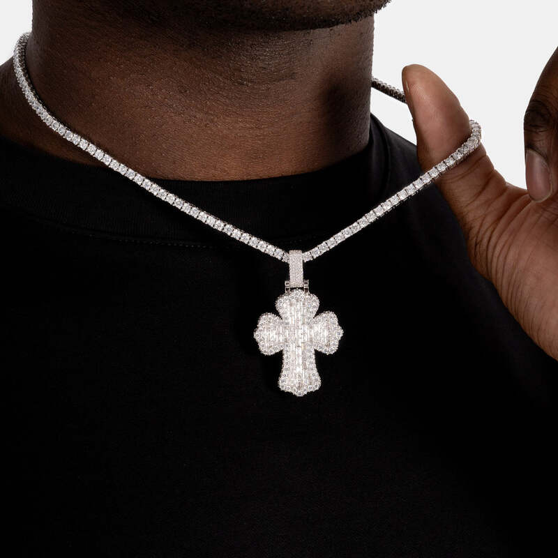 Baguette Cross Pendant in White Gold - TONGSHOP / Length:16 / Length:18