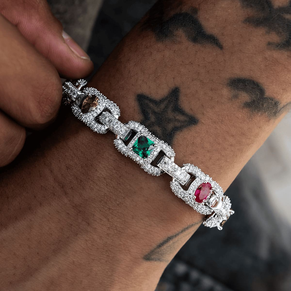 Diamond Multicolor Cluster Mariner Bracelet - 10mm - TONGSHOP / /