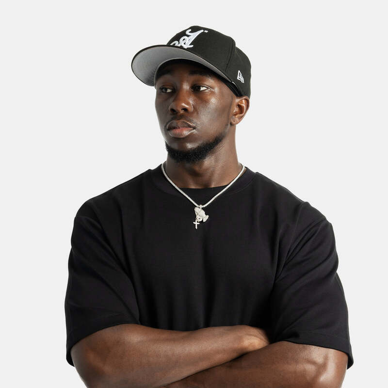 Faithful Hands Cross Pendant in White Gold - TONGSHOP / Length:16 / Length:18