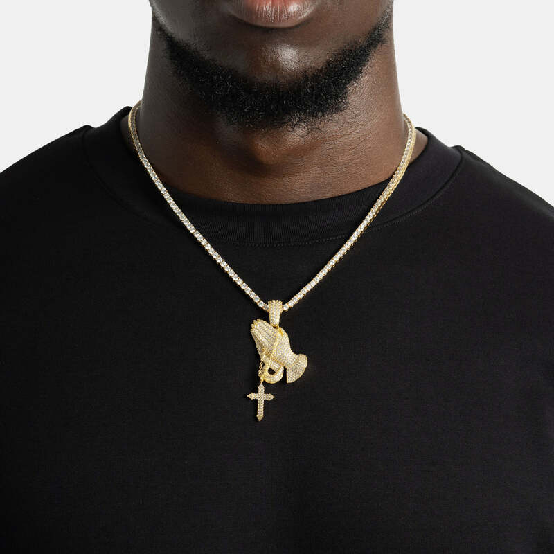 Faithful Hands Cross Pendant in Yellow Gold - TONGSHOP / Length:20 / Length:22