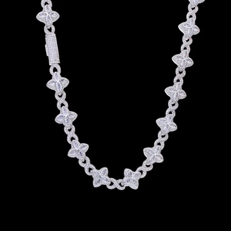 Ice Clover White Gold Blue Diamond Chain - 18mm - TONGSHOP / Length:18 / Length:20