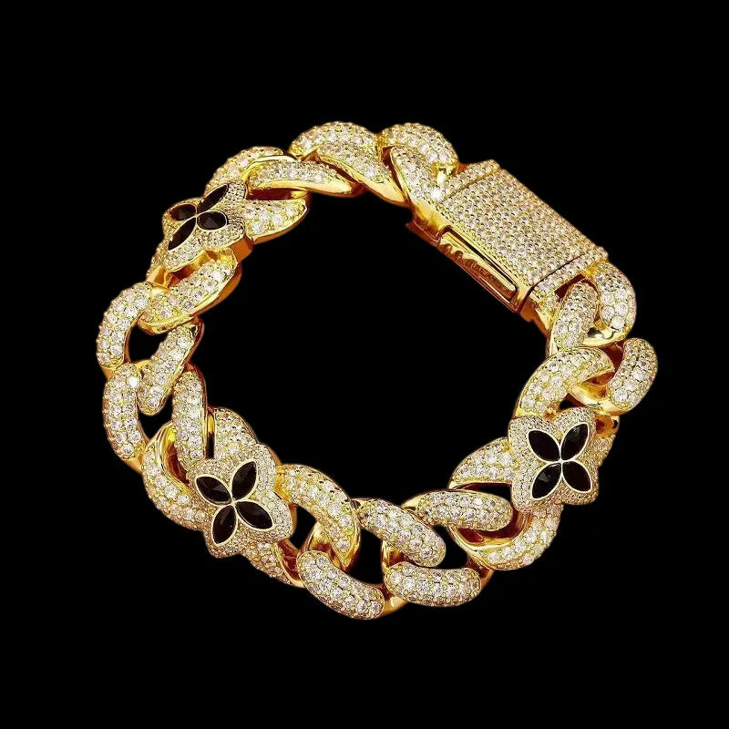 Iced Clover Gold and Green Diamond Bracelet - 20mm