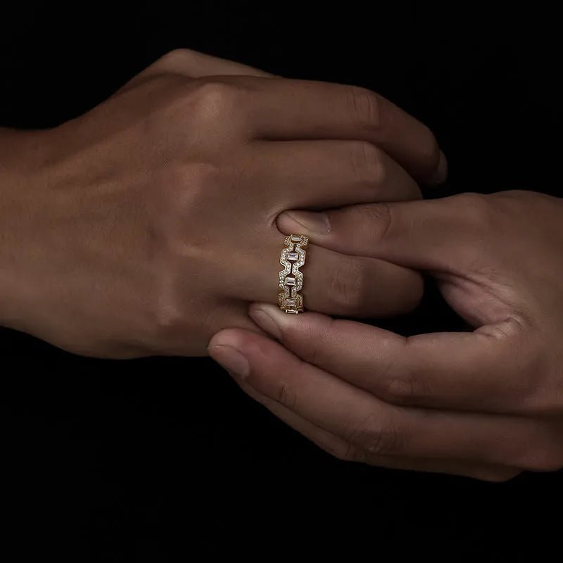 Iced Diamond Cuban Ring - TONGSHOP / /