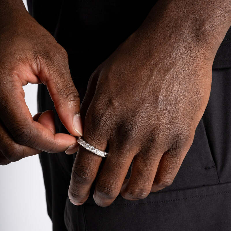 S925 Tennis Ring In White Gold - 4mm - TONGSHOP / Size:6 / Size:7