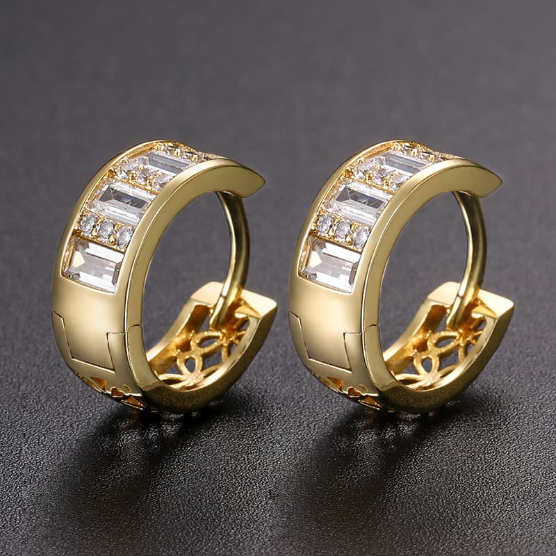 Artisan - Crafted Square Diamond Circle Earrings - TONGSHOP