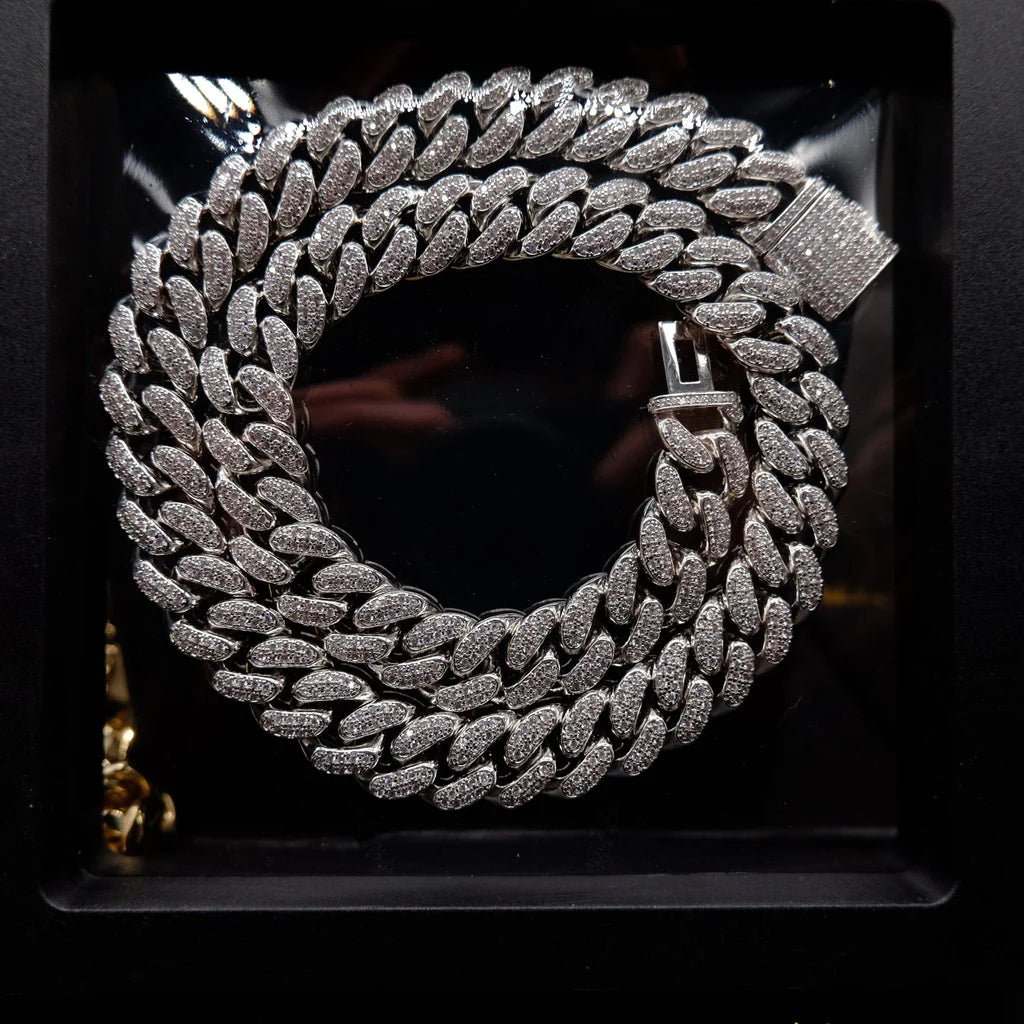 Buckle Iced Cuban Link Chain in White Gold - 14mm - TONGSHOP