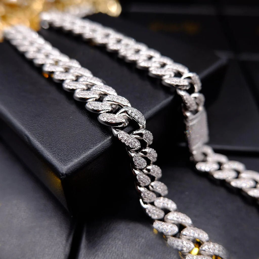Buckle Iced Cuban Link Chain in White Gold - 14mm - TONGSHOP