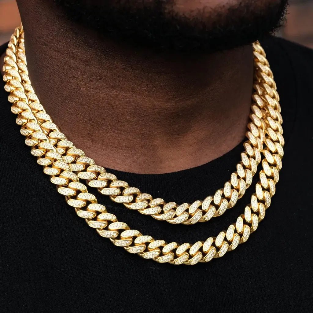 Diamond Iced Cuban Chain in Yellow Gold - 12mm - TONGSHOP