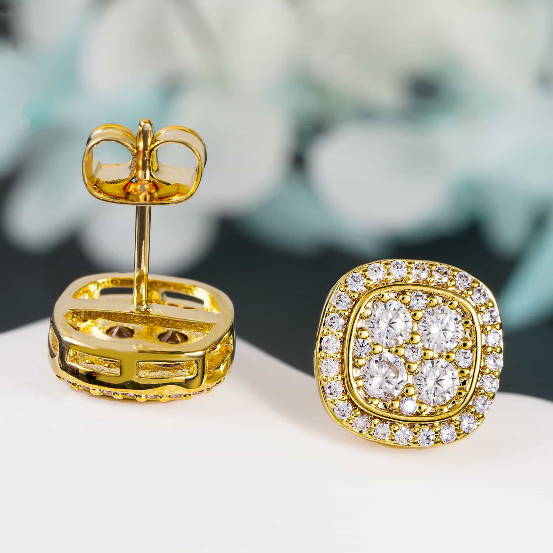 Iced - Out Sugar Cube Hip - Hop Stud Earrings - TONGSHOP