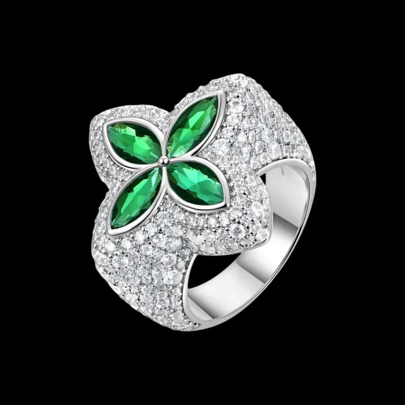 Iced Clover Rings in Yellow Diamond - 25mm - TONGSHOP