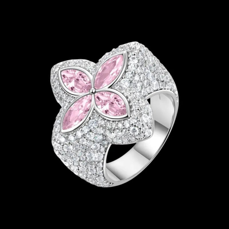 Iced Clover Rings in Yellow Diamond - 25mm - TONGSHOP