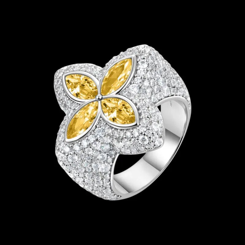 Iced Clover Rings in Yellow Diamond - 25mm - TONGSHOP