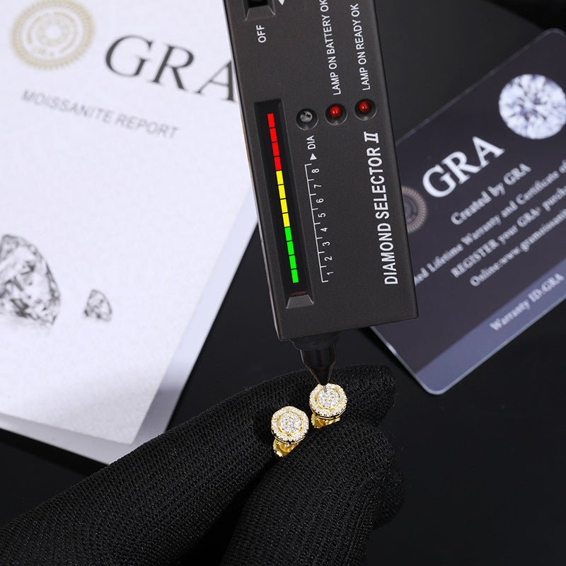 S925 VVS Moissanite Round Stud Earrings in 18K Gold Overlay - TONGSHOP