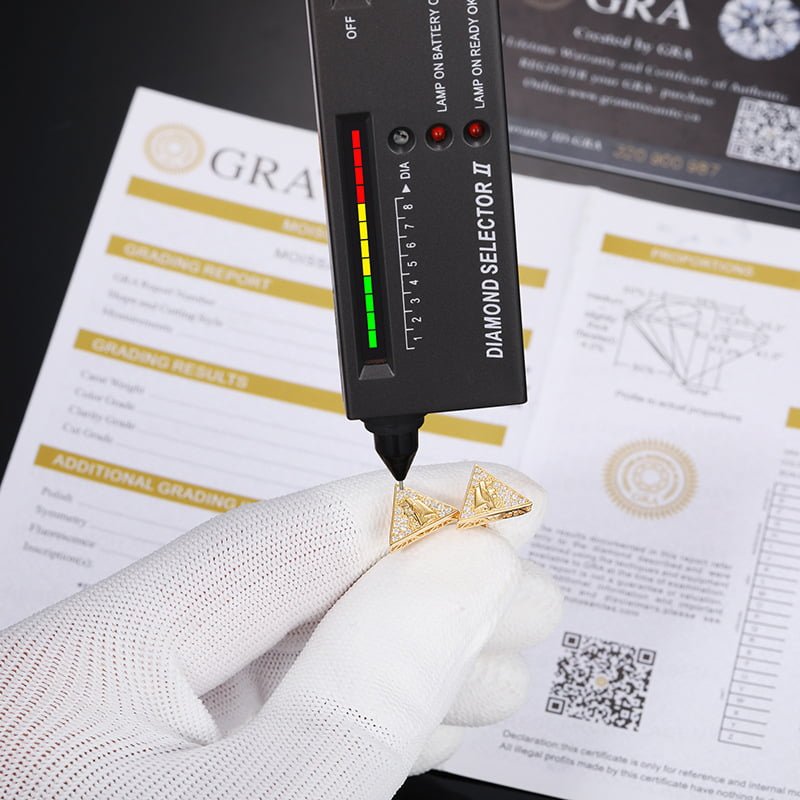 S925 VVS Moissanite Triangle Stud Earrings in 18K Gold Plating - TONGSHOP