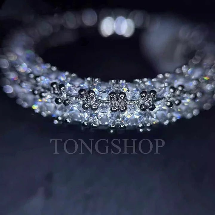 Three Rows of Diamond Rings - TONGSHOP