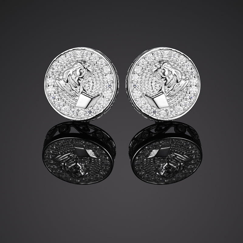 S925 VVS Round Moissanite Stud Earrings in 18K Gold Plating