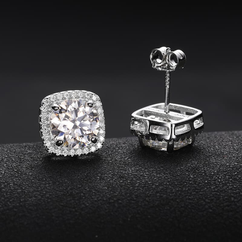 Artisan-Crafted S925 Square Ice Sugar VVS Moissanite  Earring