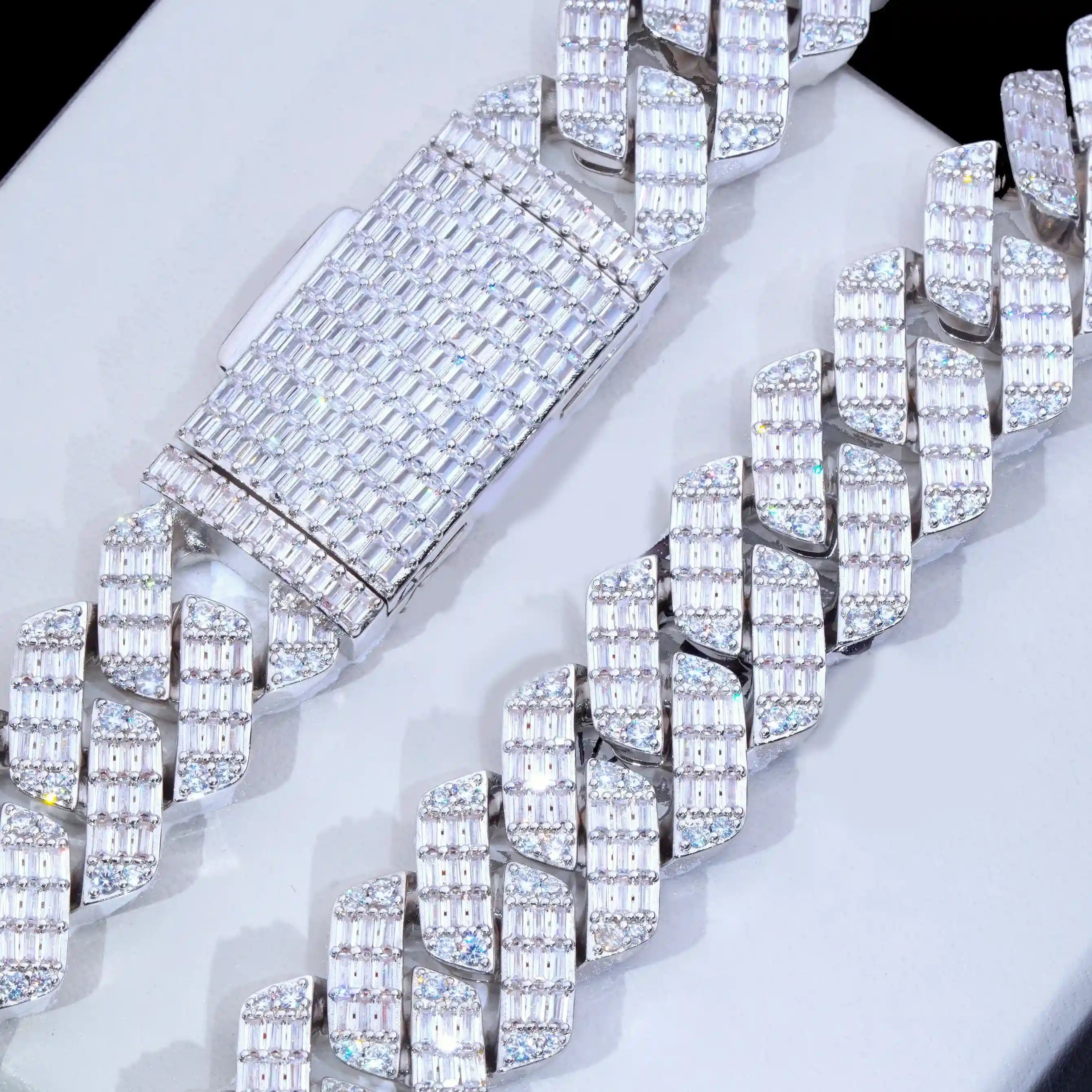 20mm Full Baguette Prong Cuban Chain - TONGSHOP