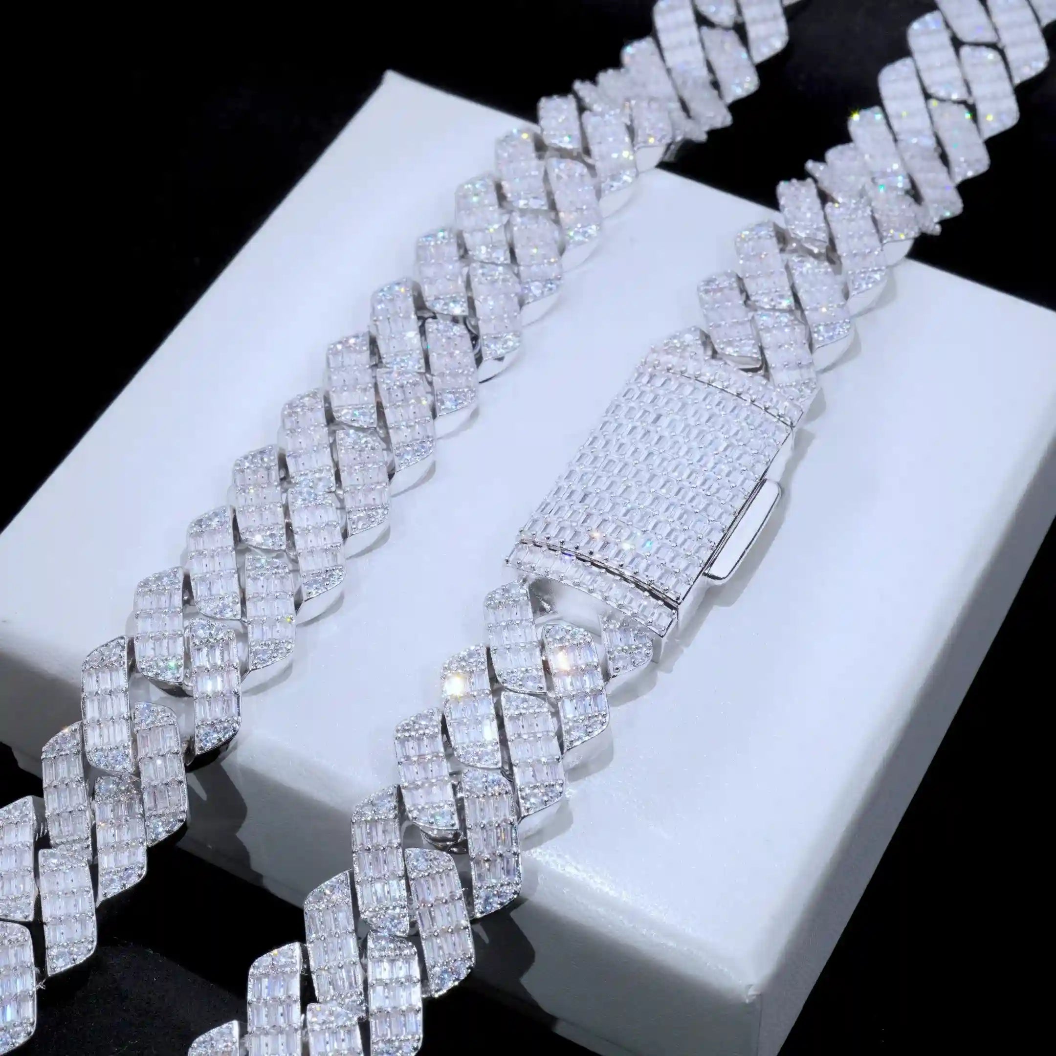 20mm Full Baguette Prong Cuban Chain - TONGSHOP