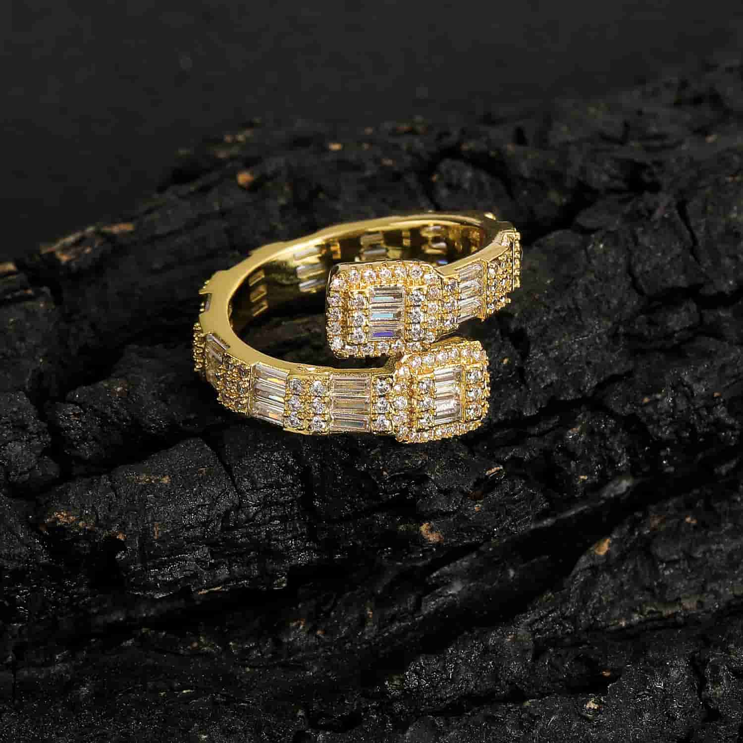 18K Gold T-Bar Pavé Diamond Geometric Open Ring