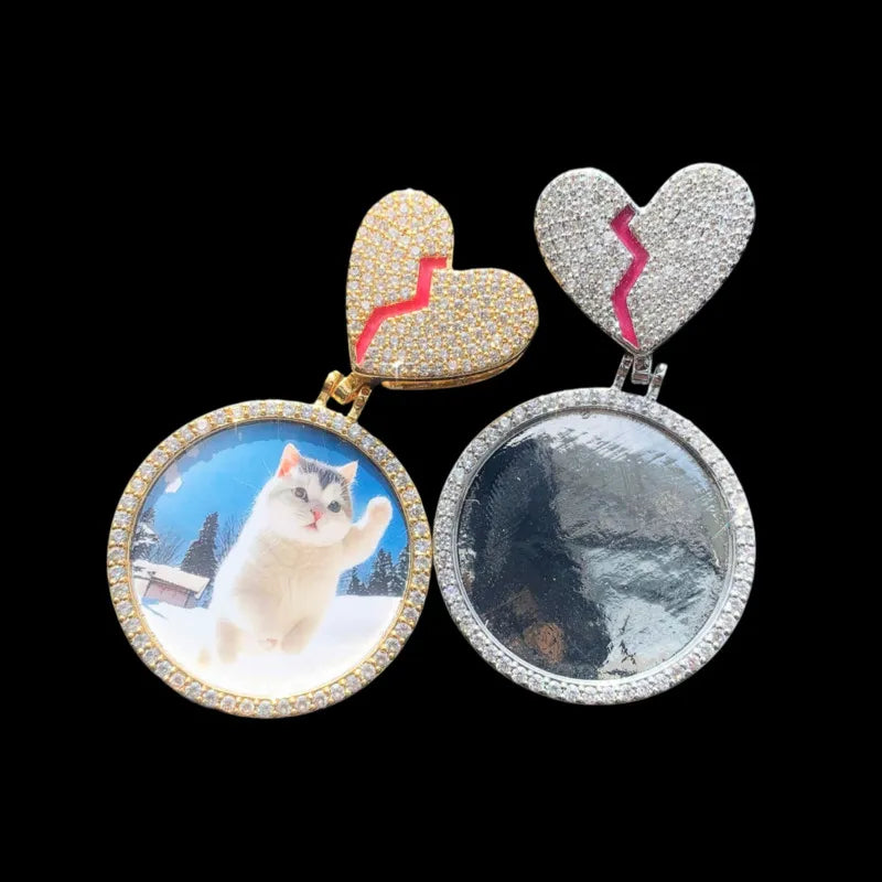 3D Customized Photo Heart Shaped Clasp Round Pendant - 35mm
