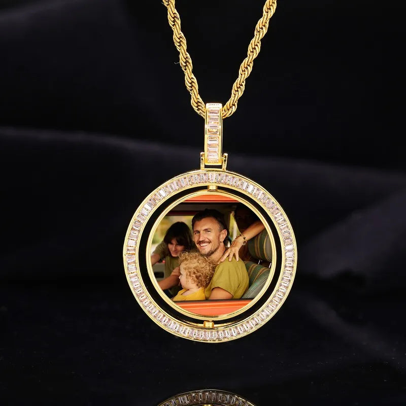 3D Double-Sided Rotated T-Shaped Diamond Round Pendant - 42mm