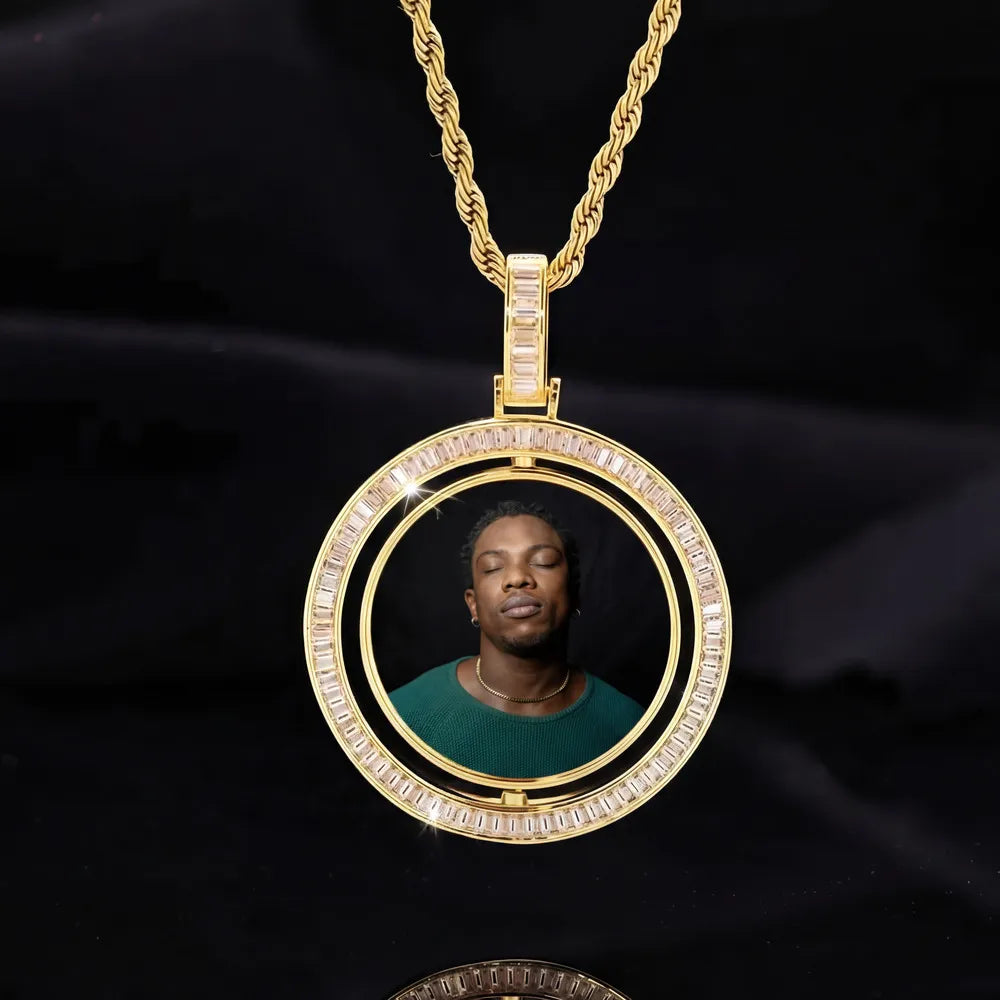 3D Double-Sided Rotated T-Shaped Diamond Round Pendant - 42mm - TONGSHOP /Length:18