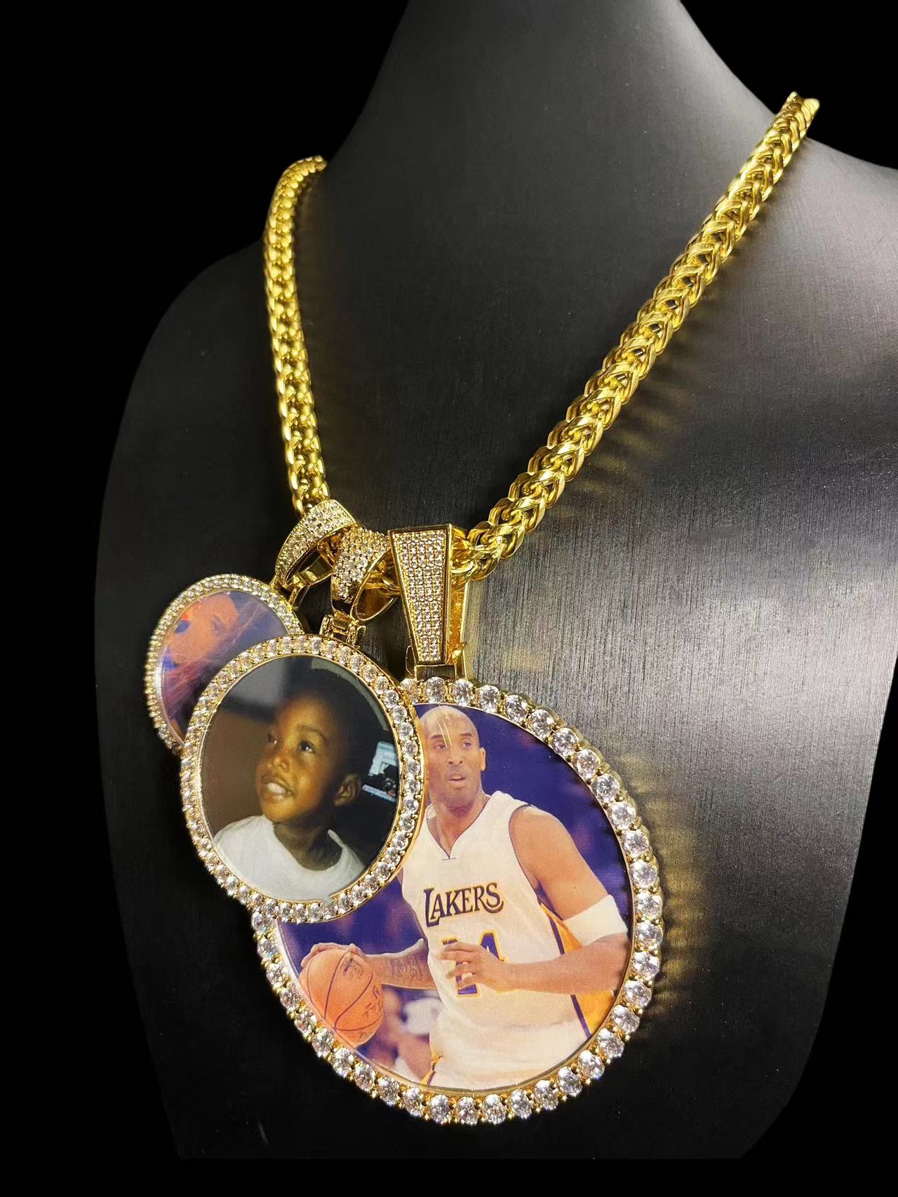 3D CIRCLE CUSTOM PICTURE PENDANT - TONGSHOP