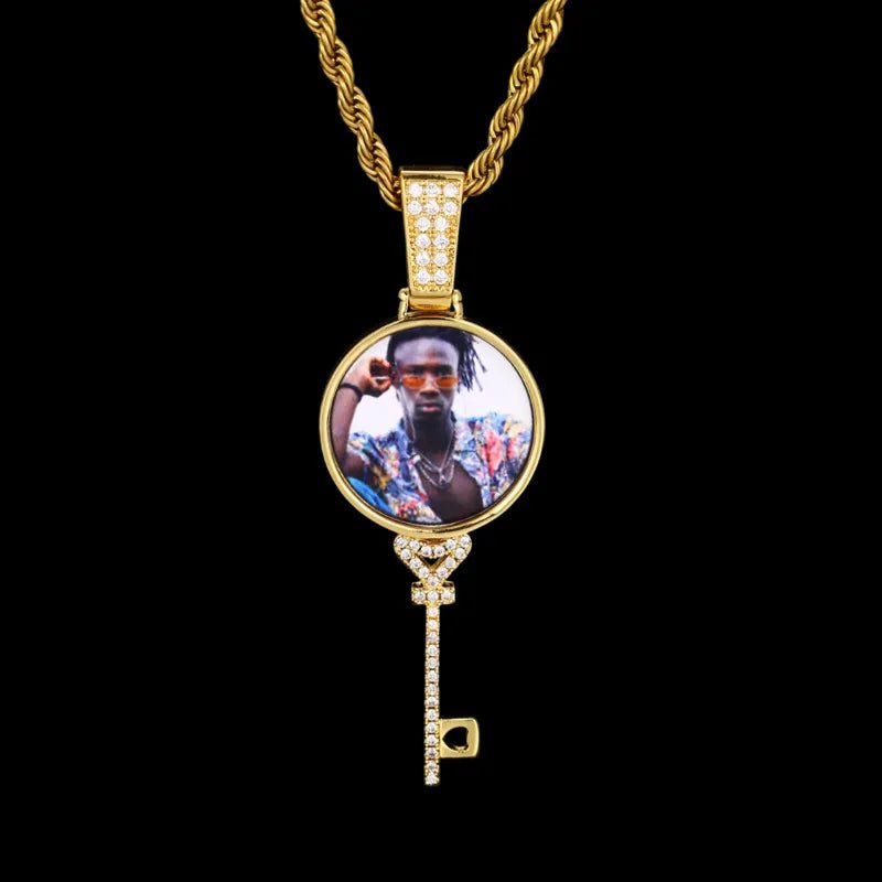 3D Round Key Solid Custom Photo Pendant in White Gold - 22mm - TONGSHOP / Length:16 / Length:18