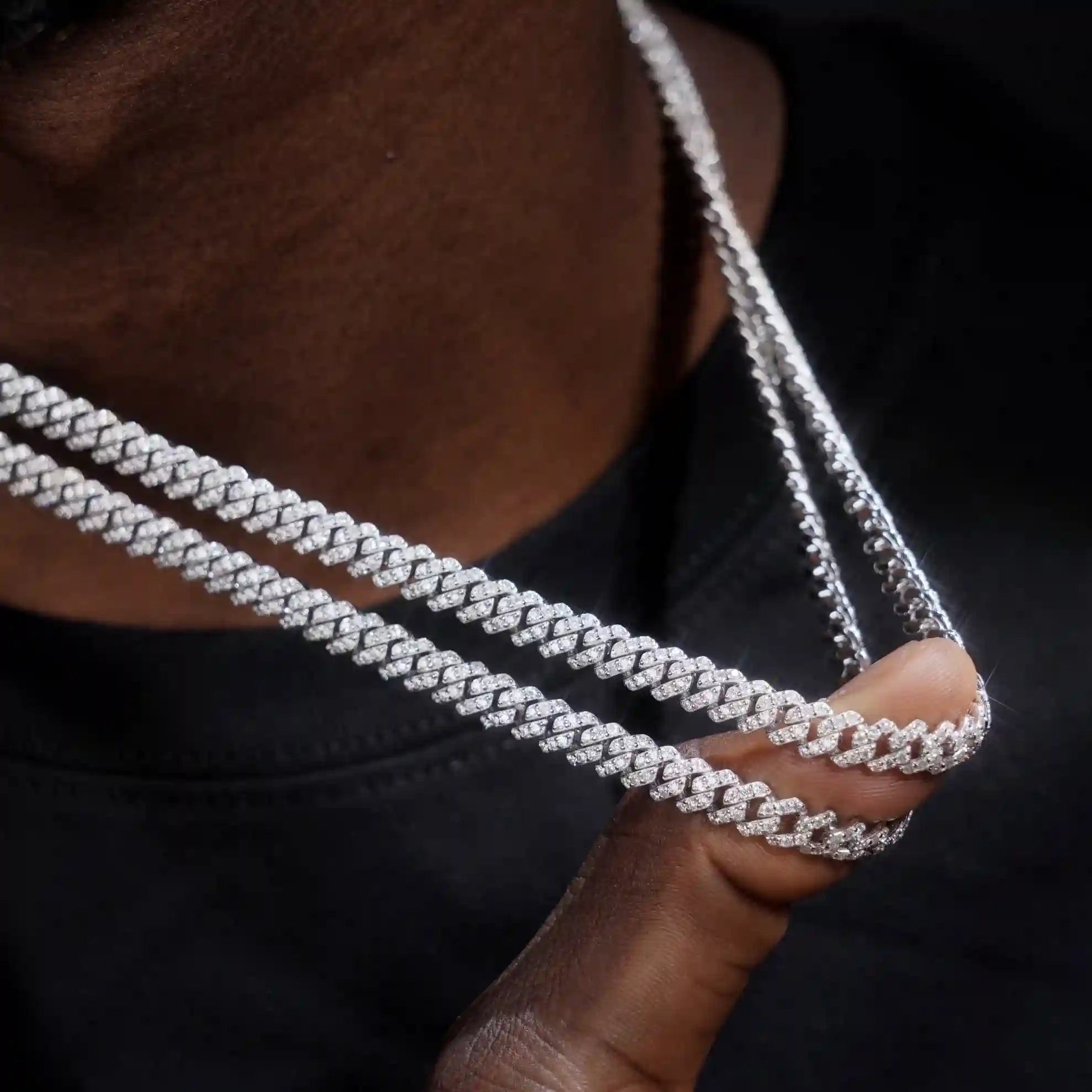 925S & VVS Moissanite 6.5MM Prong Cuban Link Chain - TONGSHOP