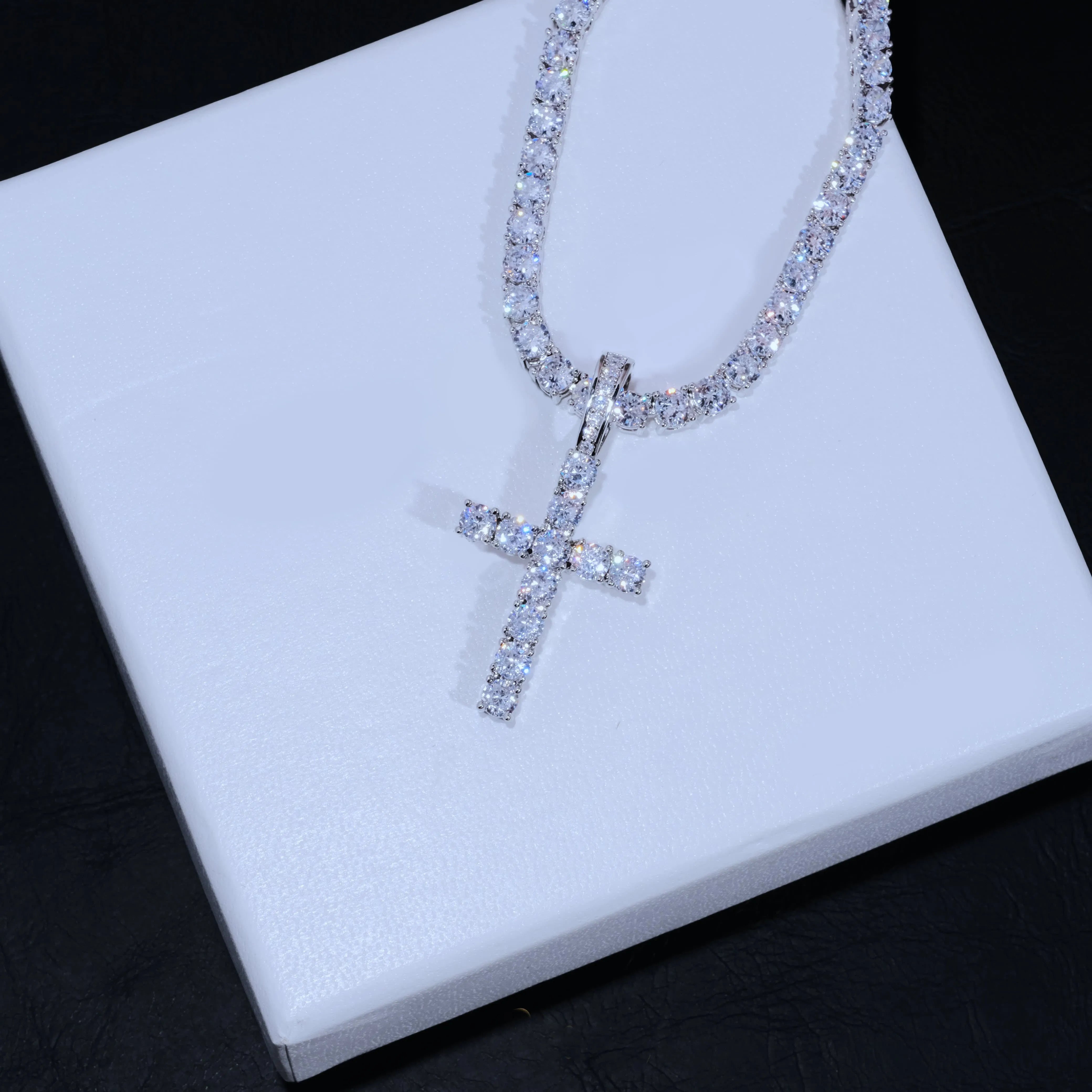 Bundle White Gold Diamond Cross + 4mm Diamond Tennis Chain