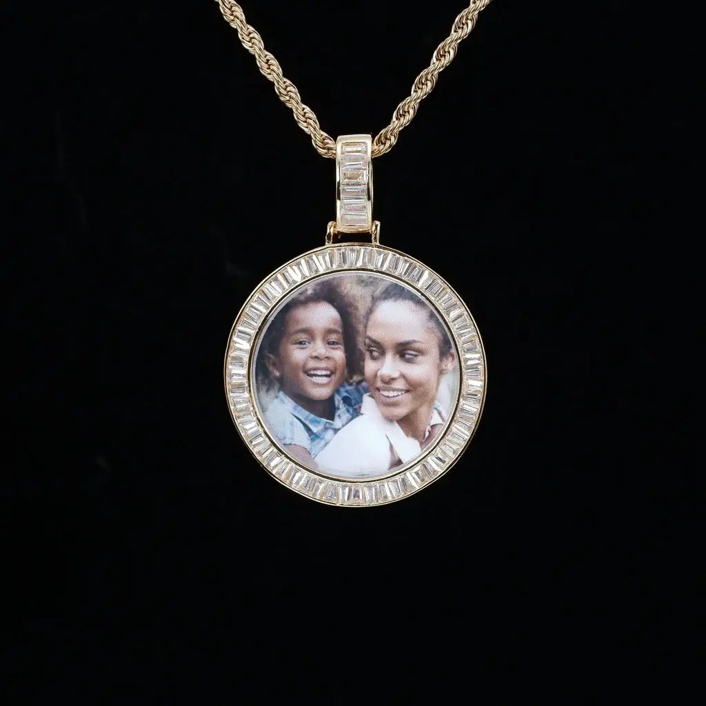 CUSTOM PICTURE ROUND T SQUARE PENDANTT