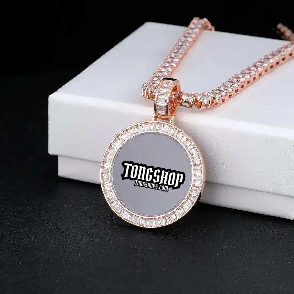 CUSTOM PICTURE ROUND T SQUARE PENDANTT