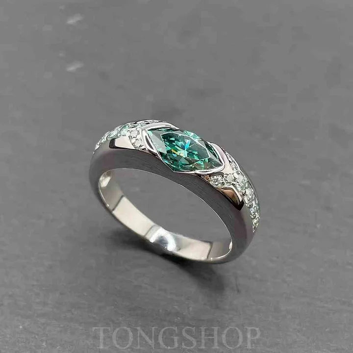 S925 VVS1 Moissanite Ice Blue Lake Green Horse Eye Ring