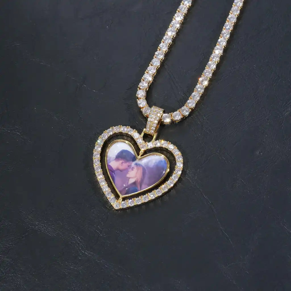 3D SPINNING 2-FACED HEART CUSTOM PICTURE PENDANT