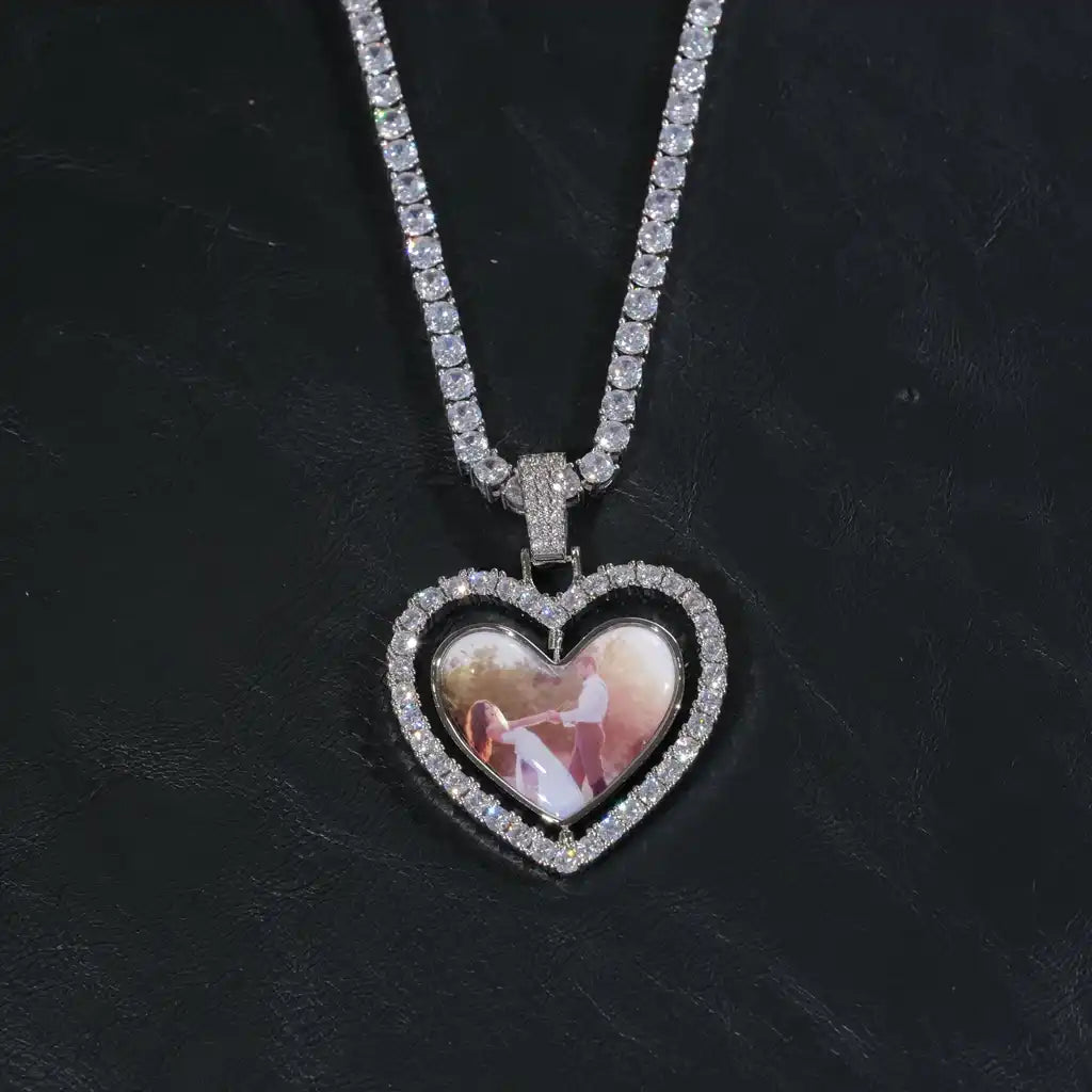 3D SPINNING 2-FACED HEART CUSTOM PICTURE PENDANT