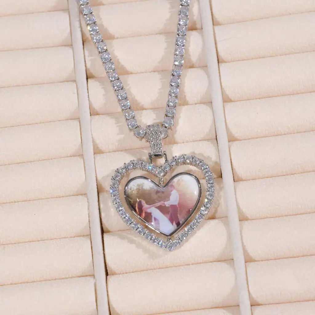 3D SPINNING 2-FACED HEART CUSTOM PICTURE PENDANT