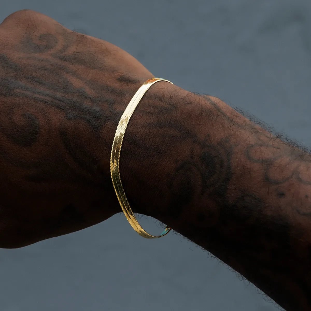 Herringbone Bracelet in Yellow Gold - 4mm - TONGSHOP / ab - price - original / bogo - data - info - test