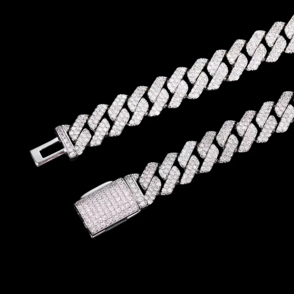 Iced-Out Diamond Cuban Link Chain - 8mm