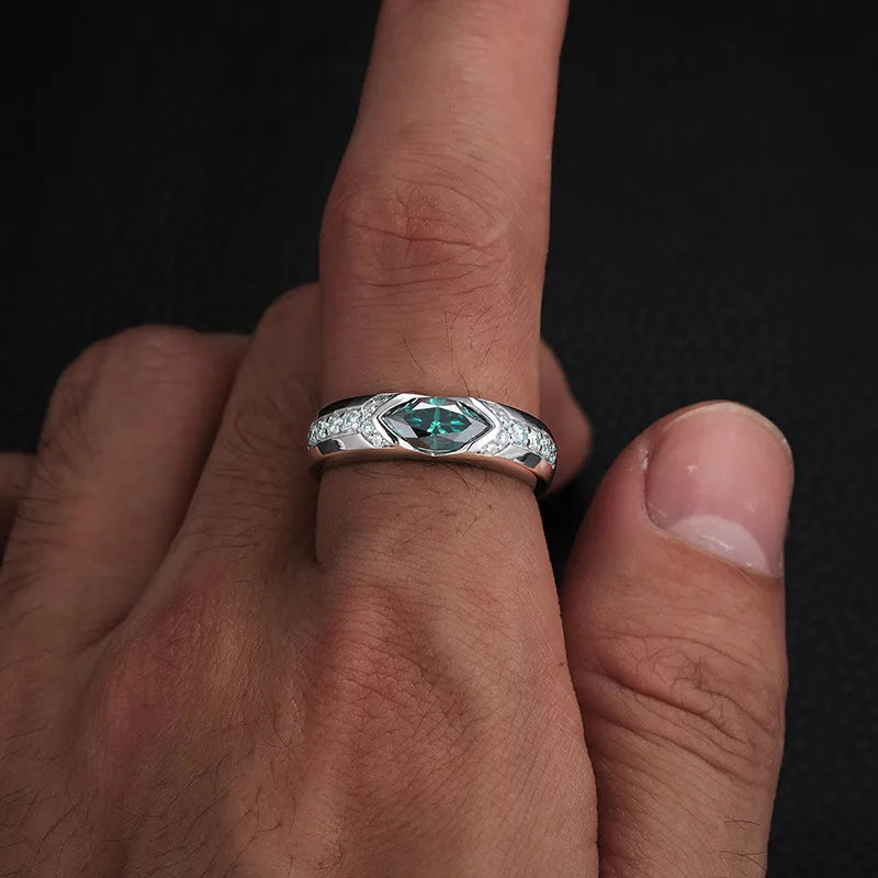 925 VVS Moissanite Green Horus Upgraded Ring