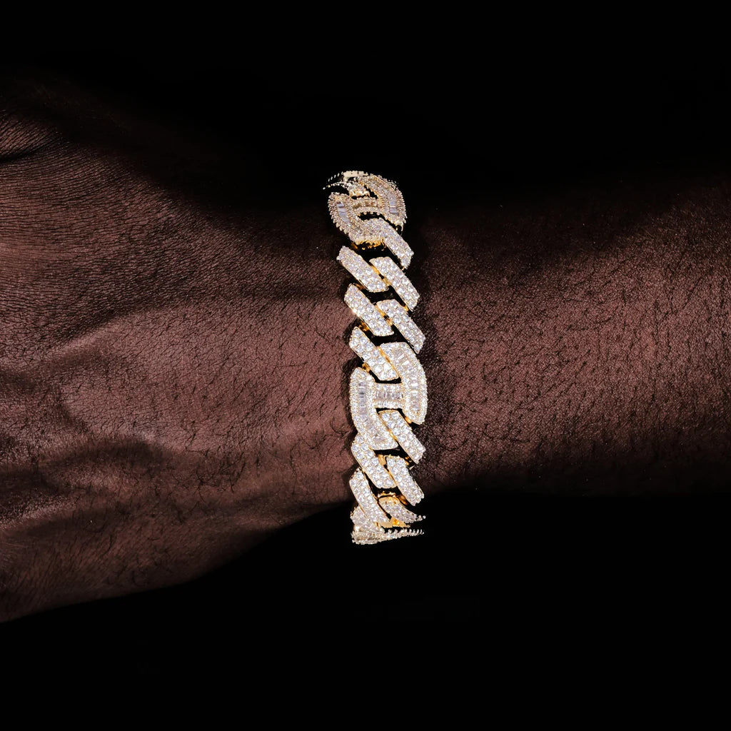 Prong Baguette Cuban Bracelet in 18K Gold - 12mm