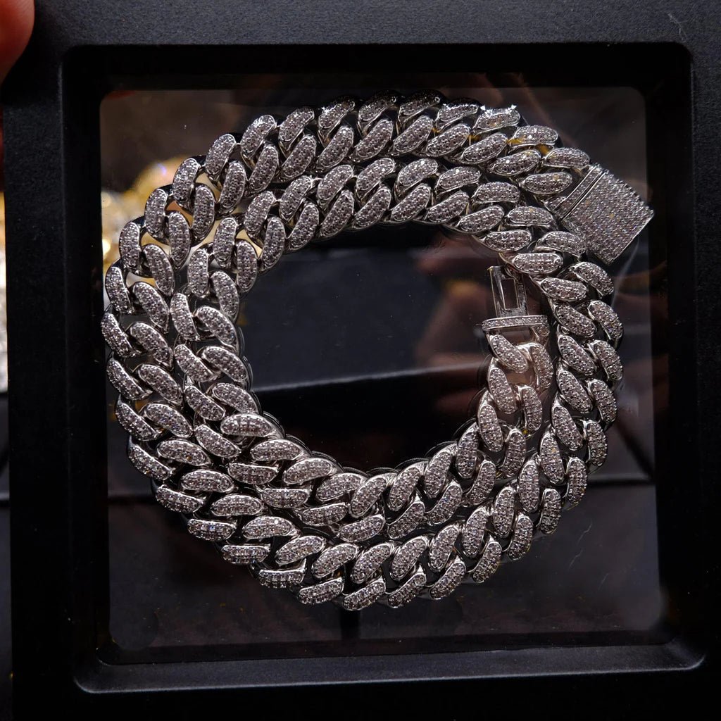 Buckle Iced Cuban Link Chain in White Gold - 14mm - TONGSHOP